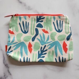 Ipsy glam bag 2021 mini cosmetic bag coral fern pattern on cloth Force of Nature